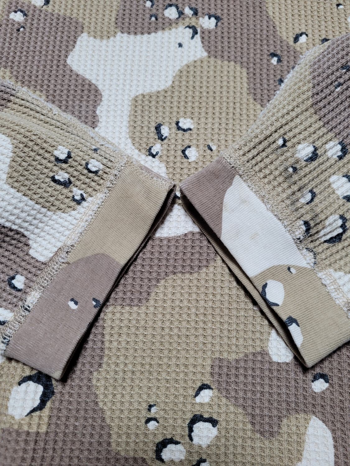 스투시 써멀 와플 롱슬리브 데저트 카모 xl 상품이미지5