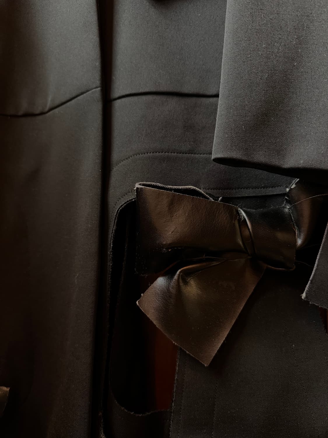 comme des garcons 컷아웃 리본 디테일 코트 상품이미지5