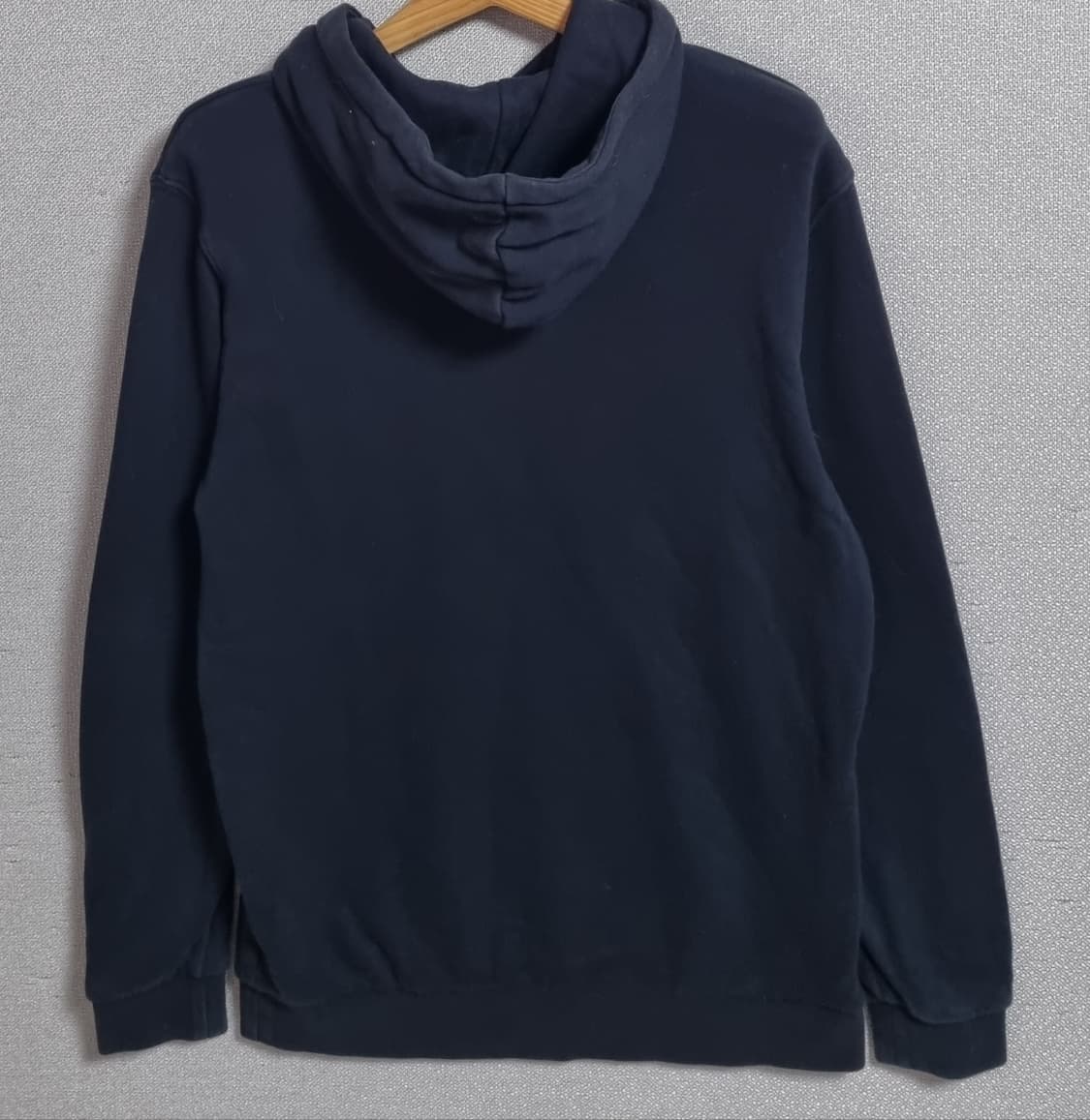 L (100) 아디다스 블랙 후드티 상품이미지2