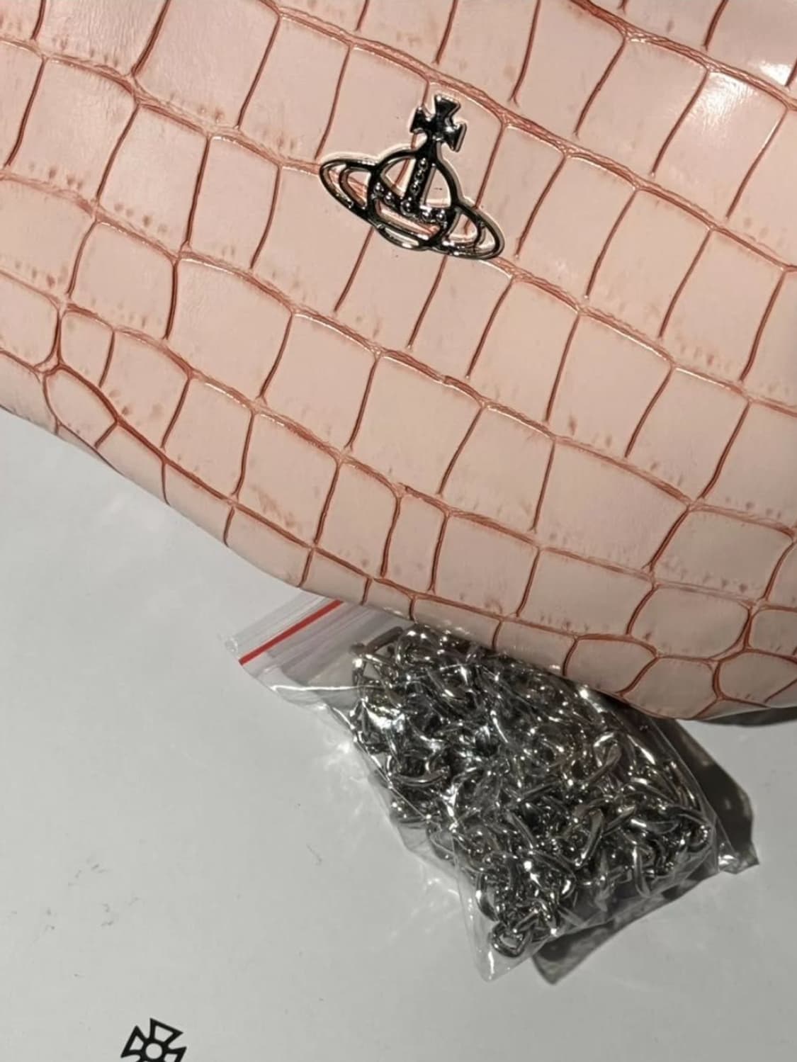 비비안웨스트우드 아카이브 핑크 레더 orb 은장 핸드 체인 크로스백 상품이미지7