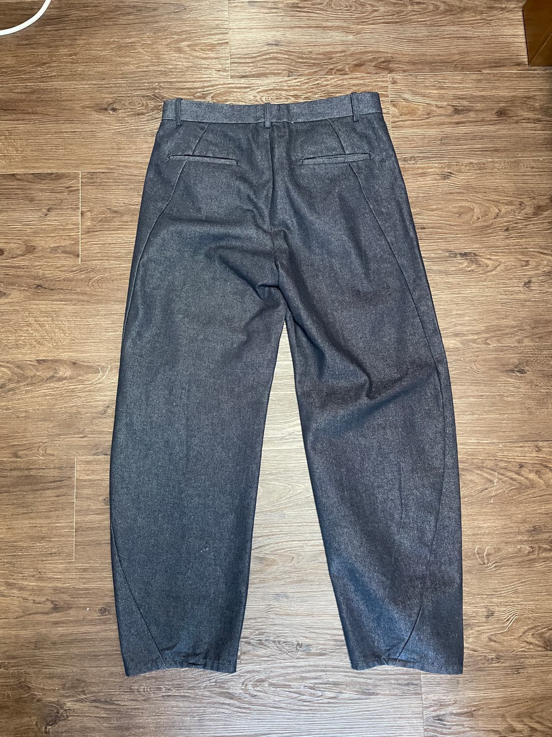 인템포무드 커브드 와이드 데님 팬츠_인디고 상품이미지4