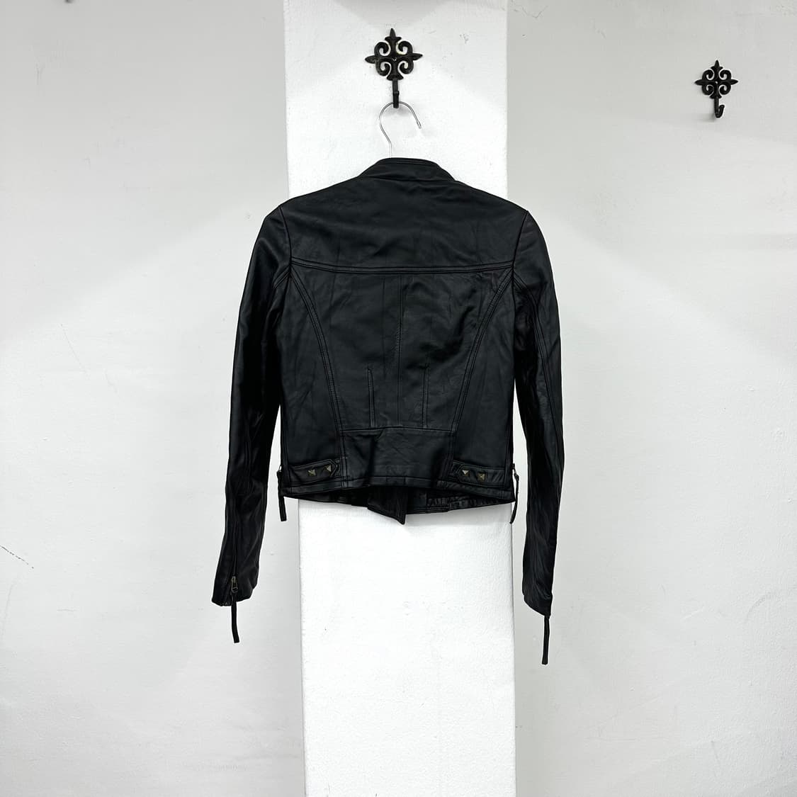 stud detail leather jacket 상품이미지3