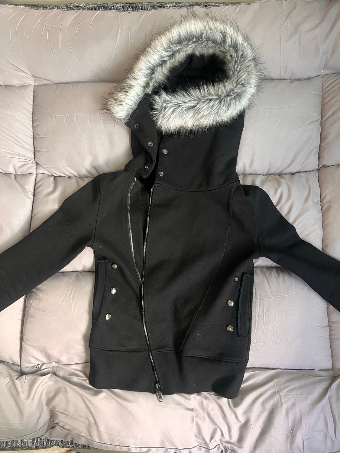 백백백 언 밸런스 퍼 후드 상품이미지2