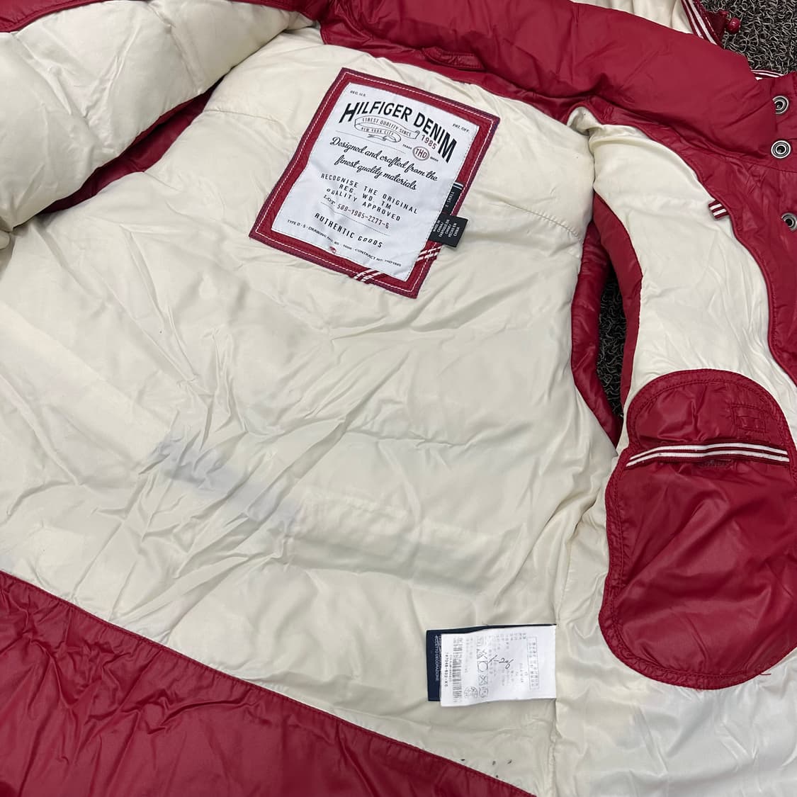 타미힐피거 여성 덕다운 패딩 조끼 레드 XS 상품이미지4