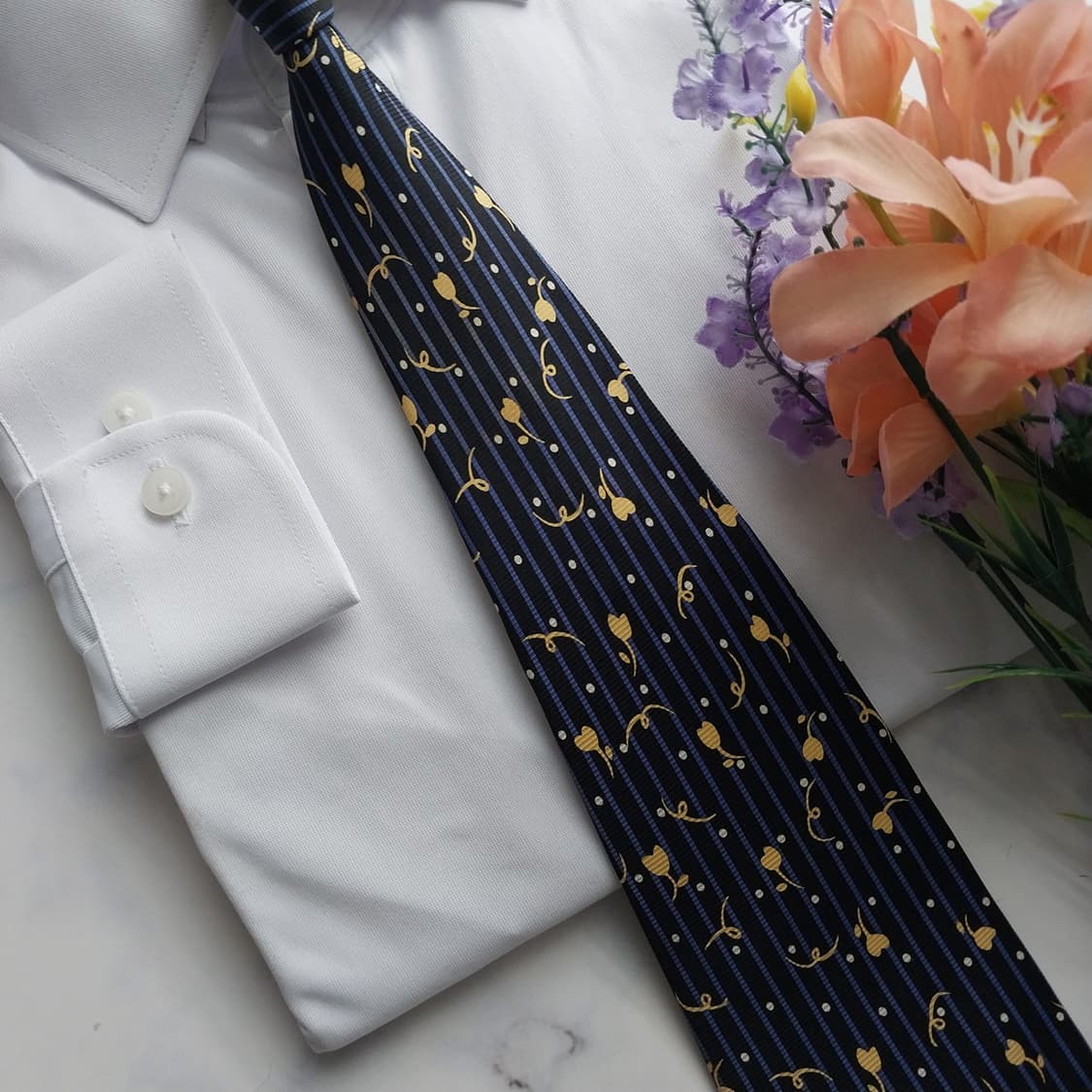 피에르 발망 실크 블랙&블루 플로럴 넥타이 9.7cm A등급 K1286
 상품이미지8