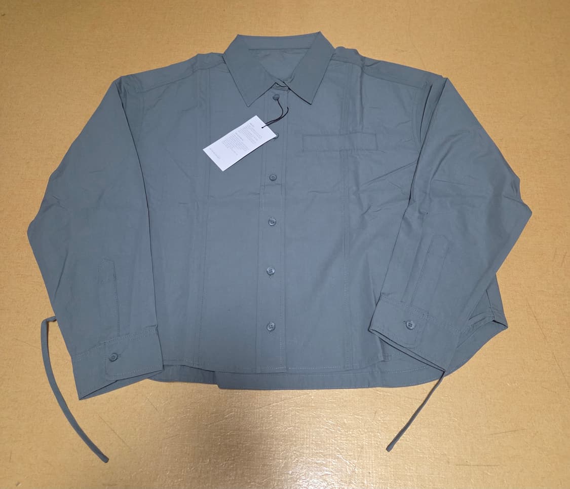 크롭 셔츠 새상품 2벌 상품이미지3