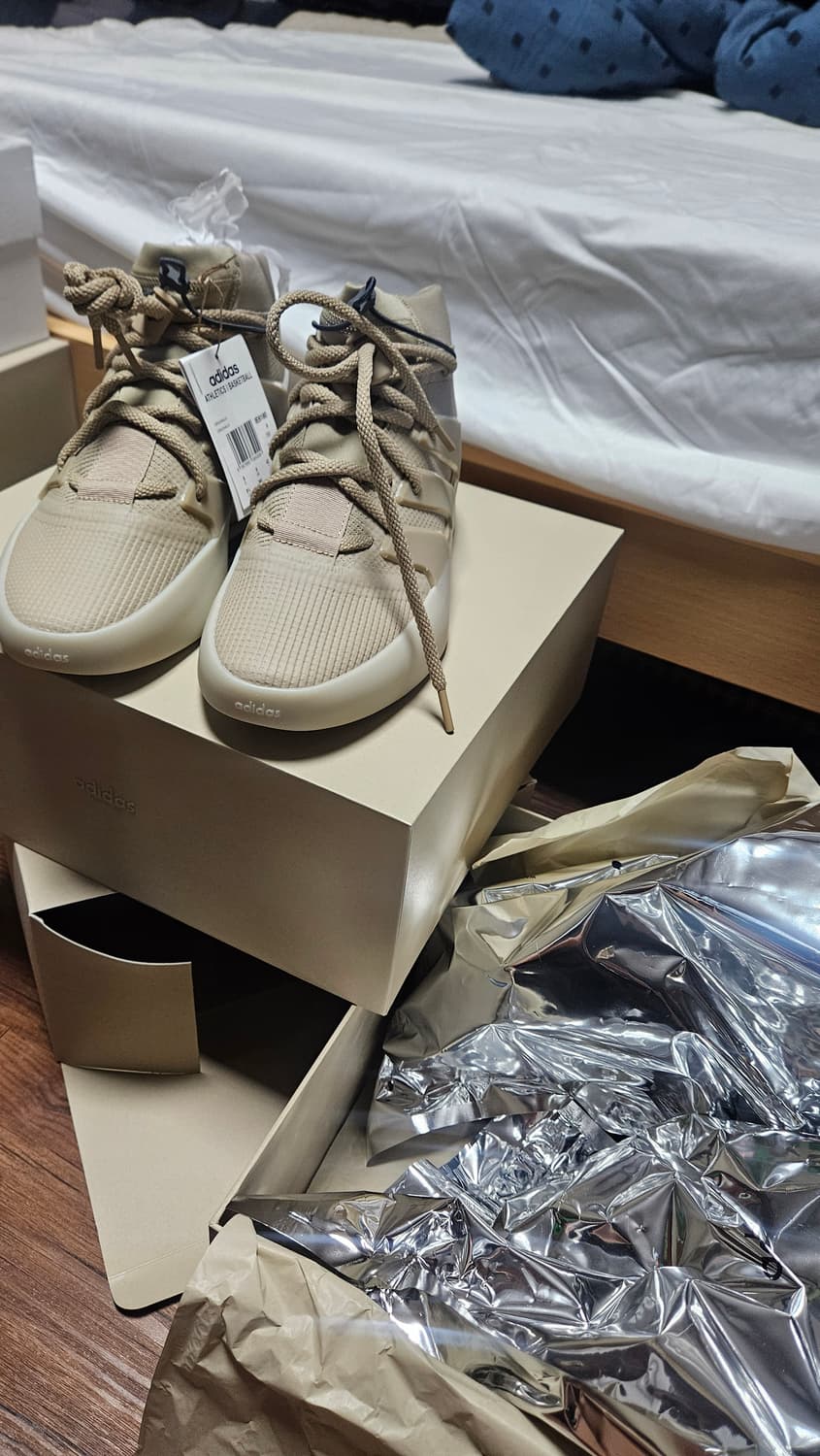 피어오브갓 Fog 아디다스 스니커즈 슈즈 신발 정품 상품이미지1