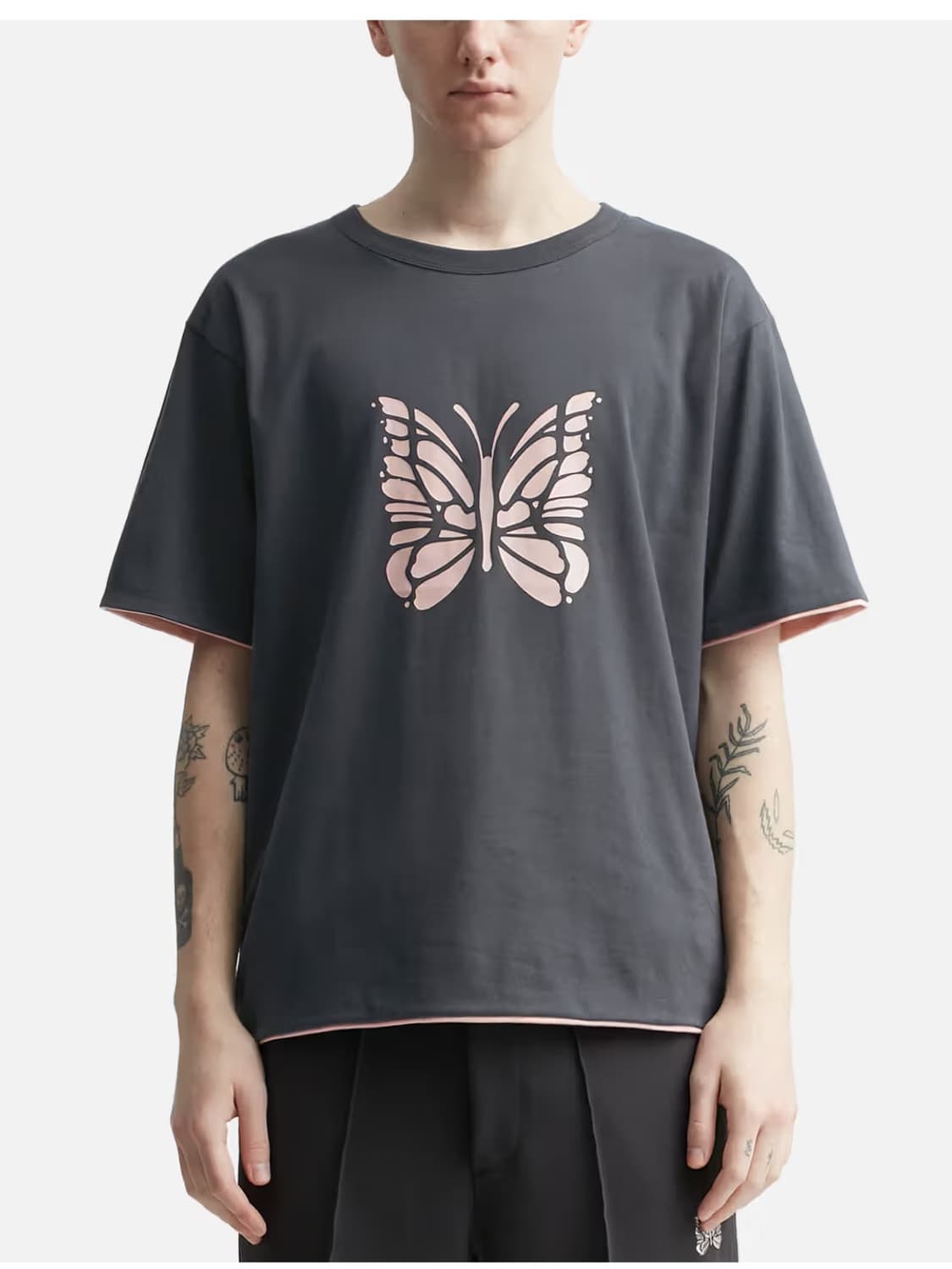 니들스 리버시블 반팔티 차콜 핑크 XL 상품이미지2