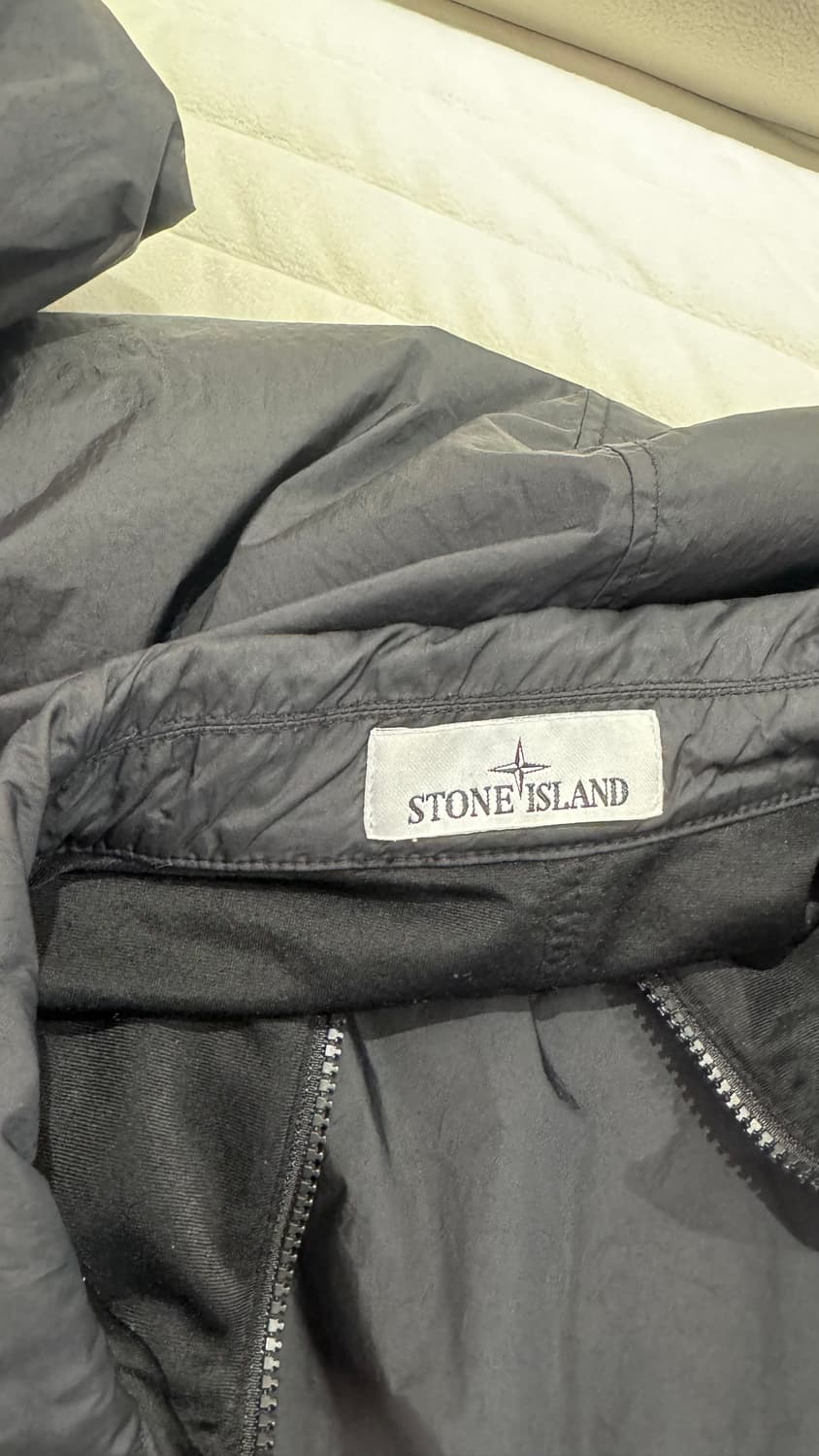 스톤 아일랜드 10223 크링클랩스 나일론 다이드 오버셔츠 블랙  상품이미지2