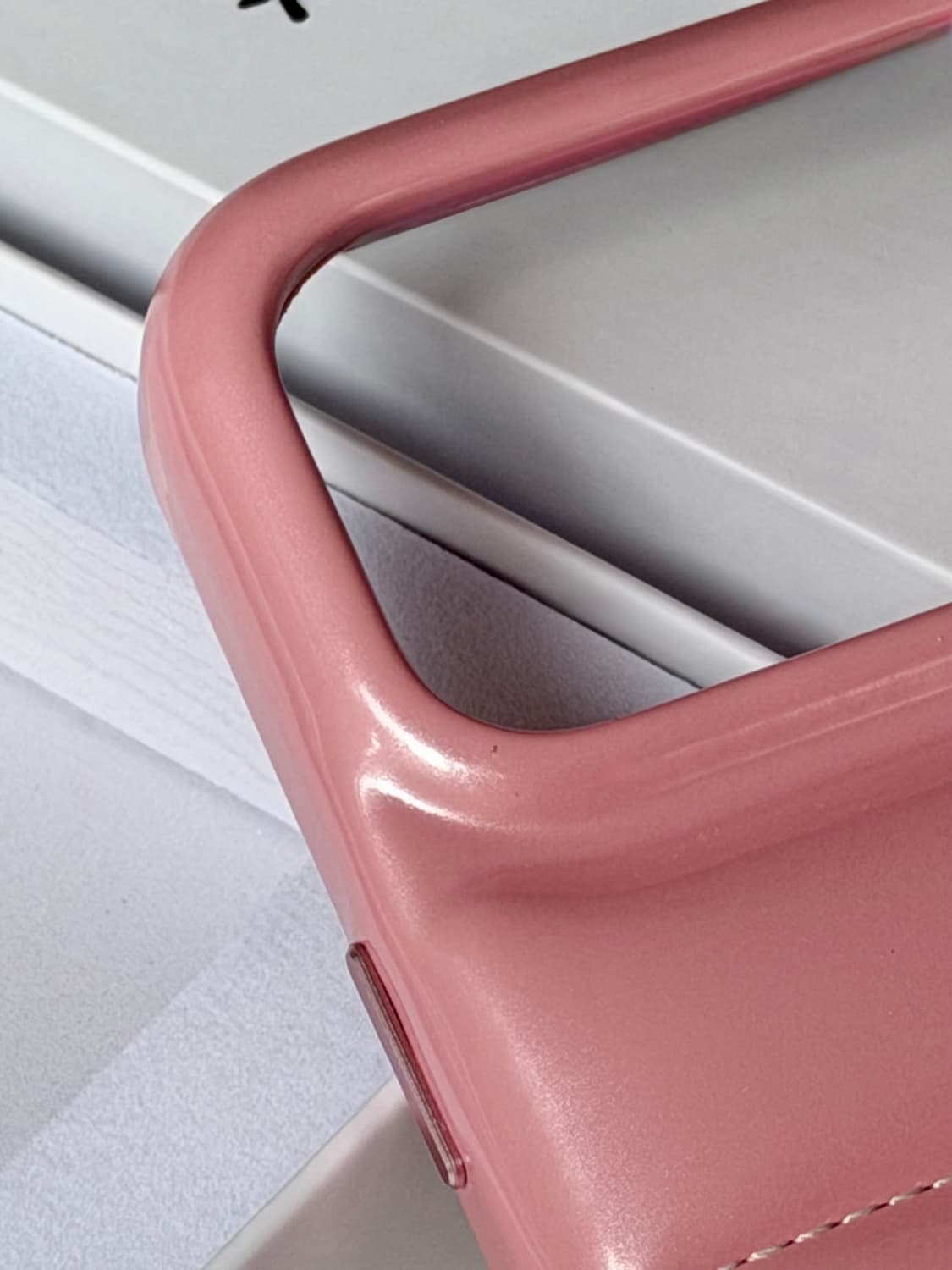 [어반소피스티케이션] 아이폰 17프로 상품이미지2