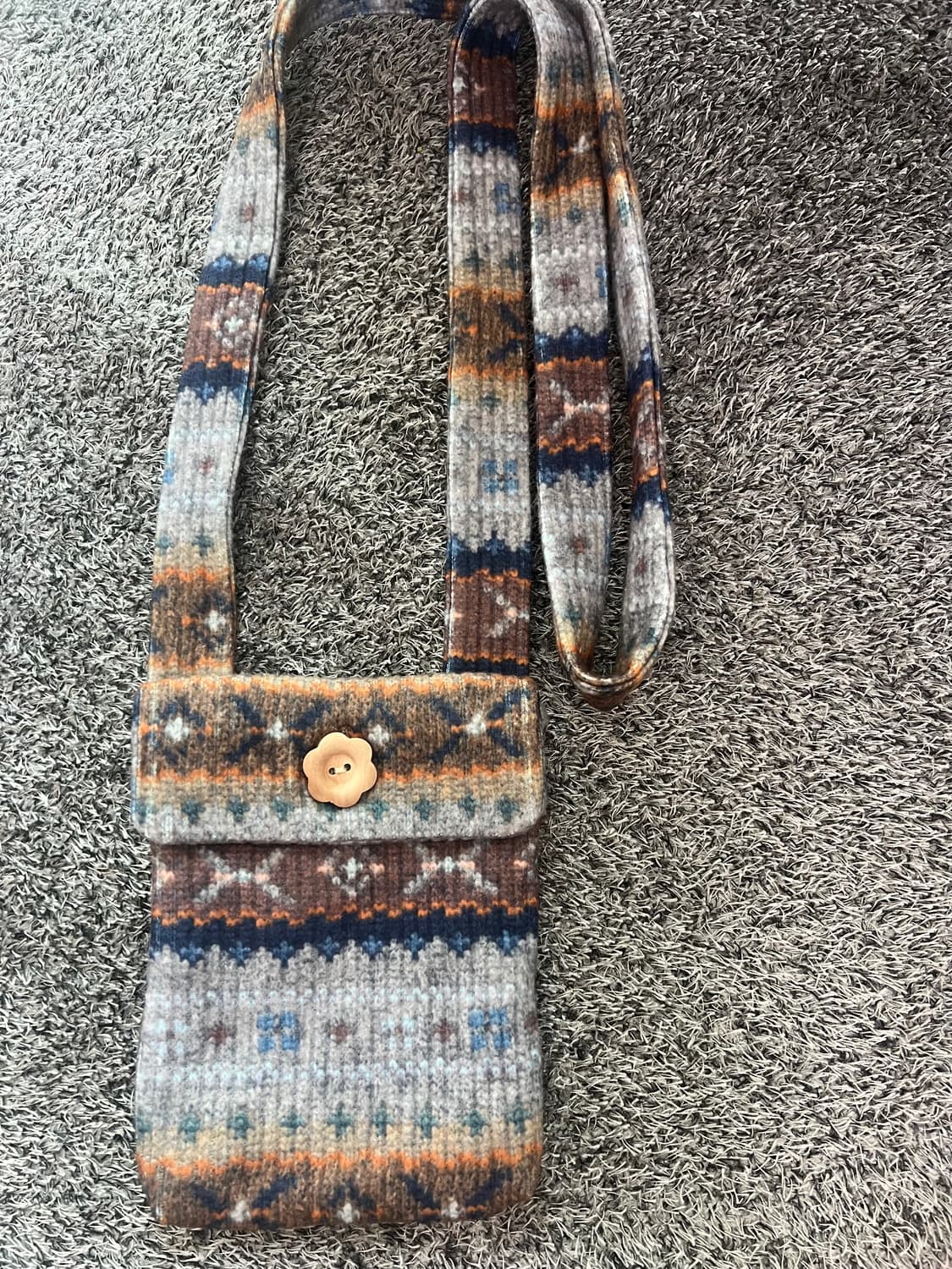 허그유어스킨 빈티지 미니니트백 vintage mini cross bag 상품이미지1