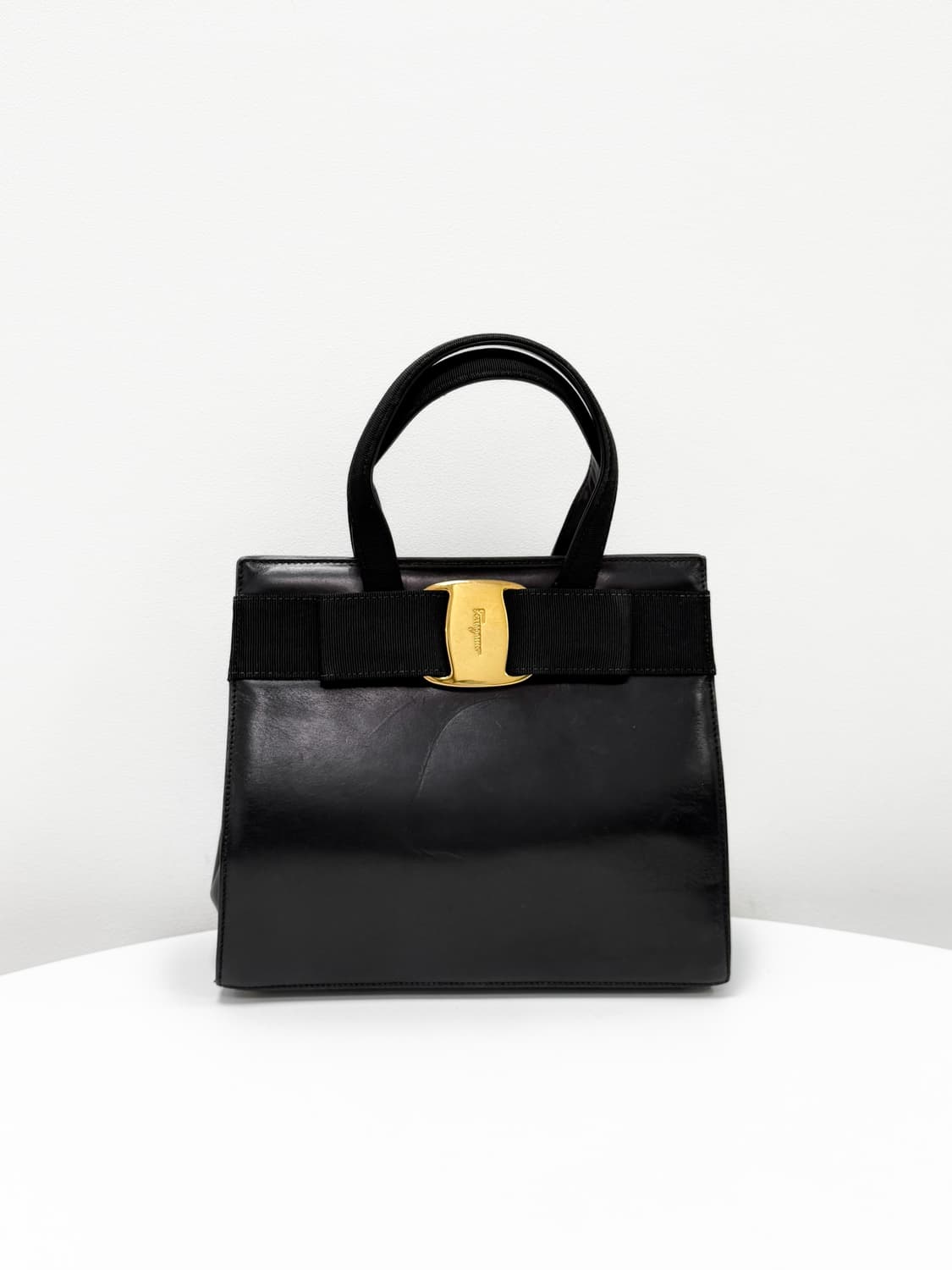 페라가모 바라 보우 탑 핸들 상품이미지3