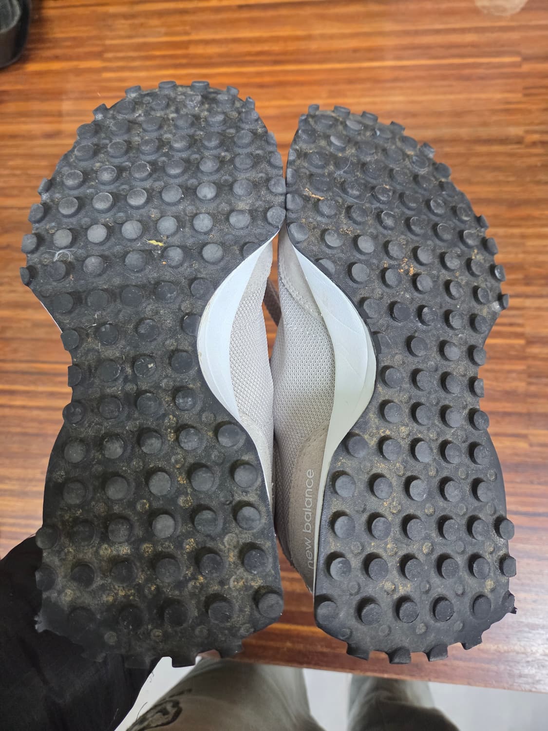 뉴발란스 327 그레이 245 상품이미지5