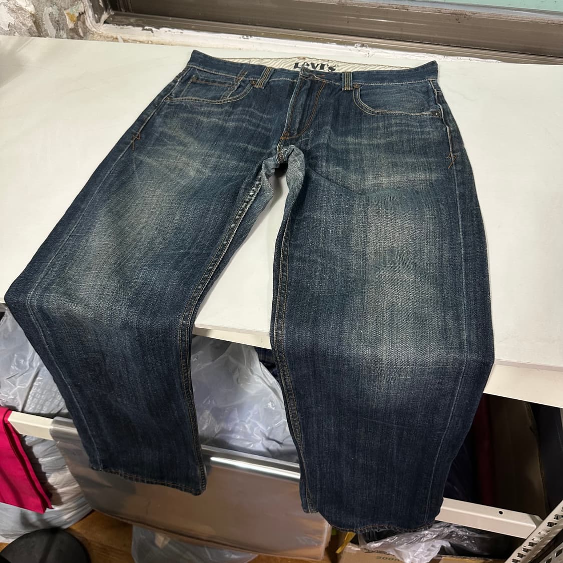 L 리바이스701 스트레이트핏 중청워시드 데님팬츠 상품이미지5