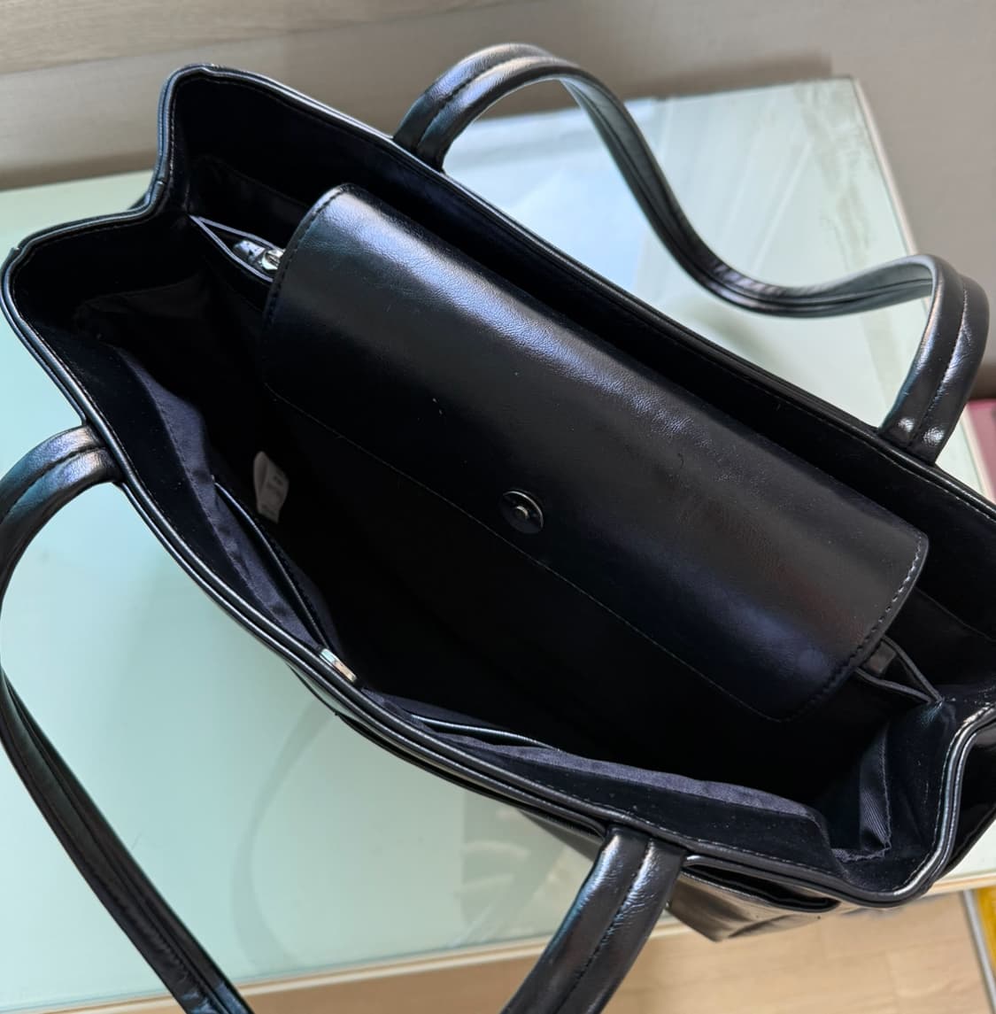 맥끌라니 블랙 숄더백 상품이미지4