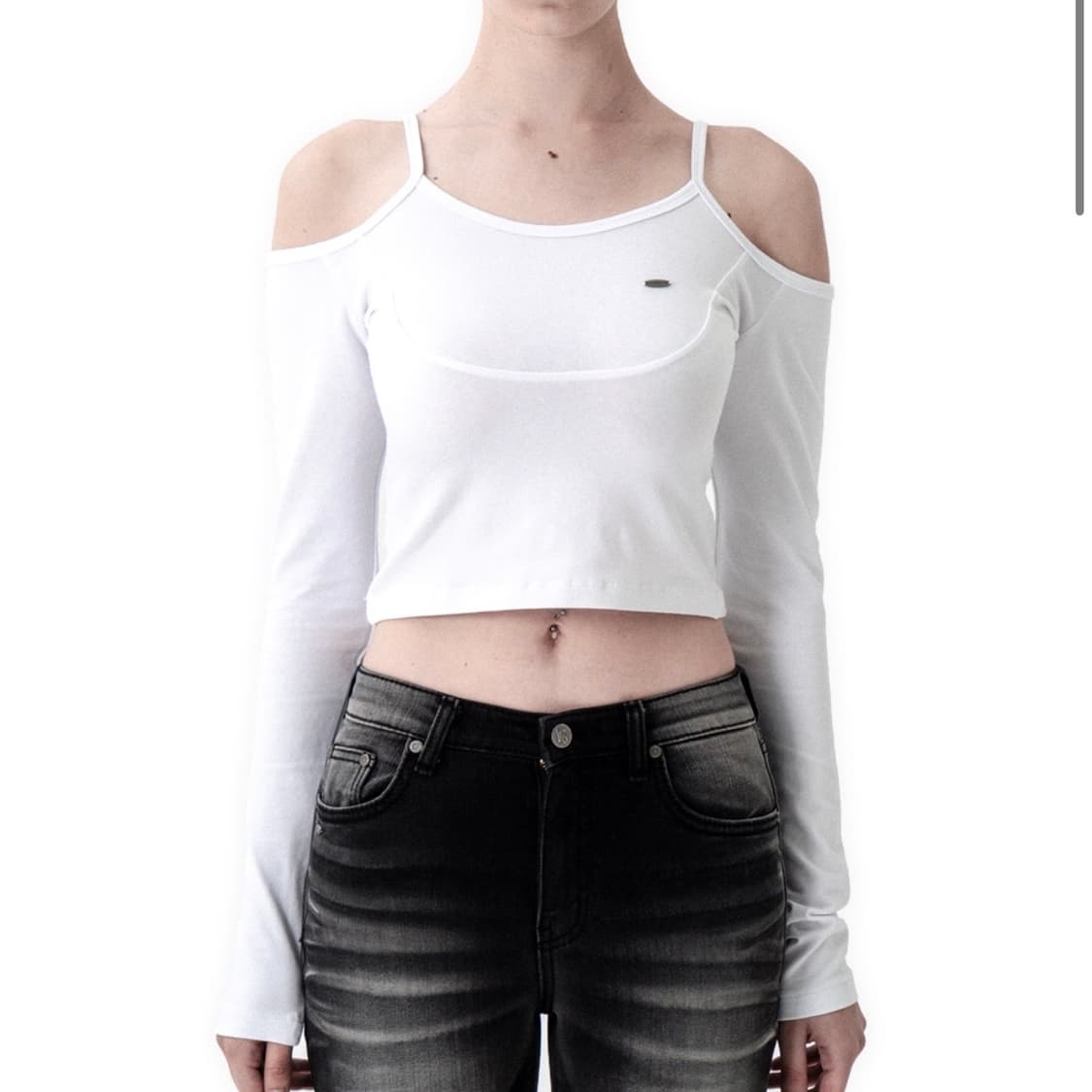 시너진 SHOULDER SLIT LONG SLEEVE WHITE 상품이미지2