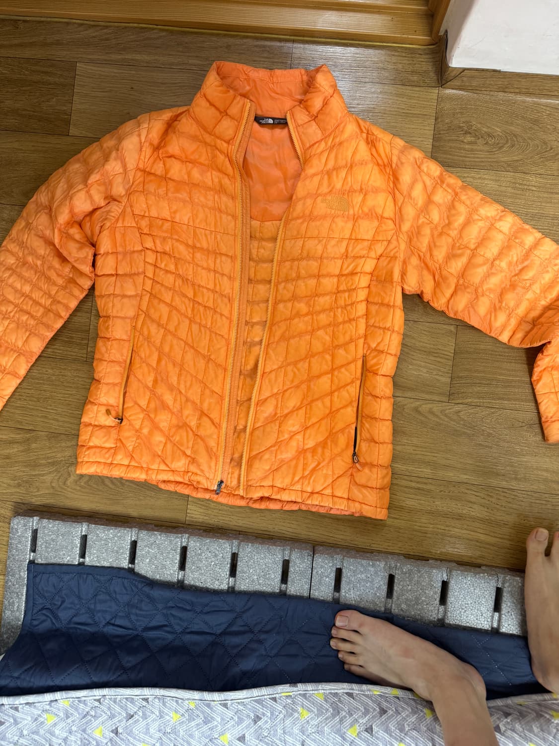 노스페이스 경량패딩 상품이미지1