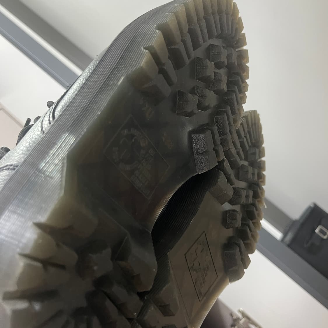 닥터마틴 제이든lll 230 한 번 착용 상품이미지4