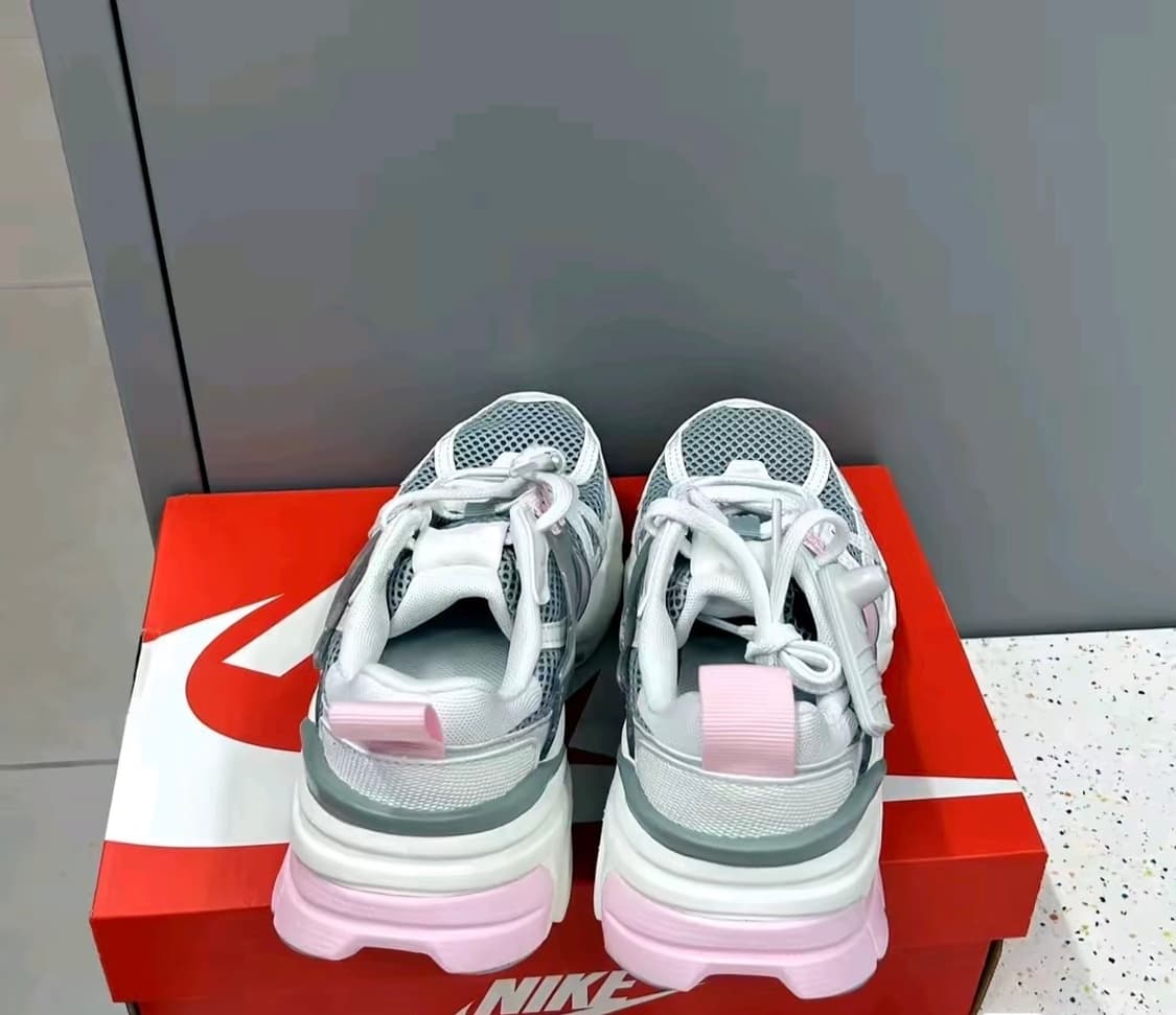 나이키 V2K 런 여자 런닝화 핑크 ❤️ 상품이미지2