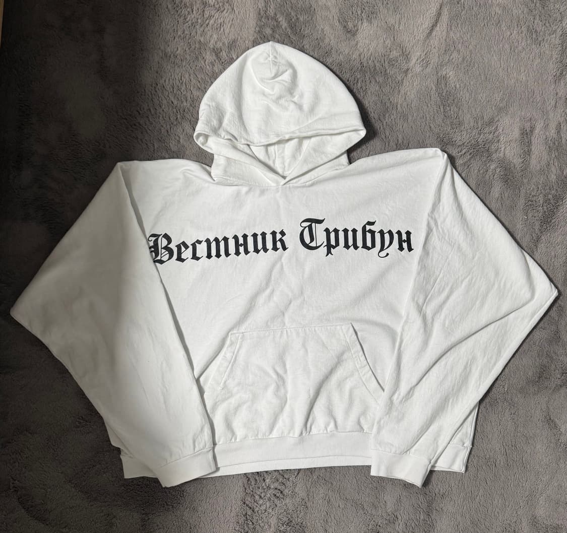 이지X고샤 후드티 화이트 2사이즈 상품이미지1