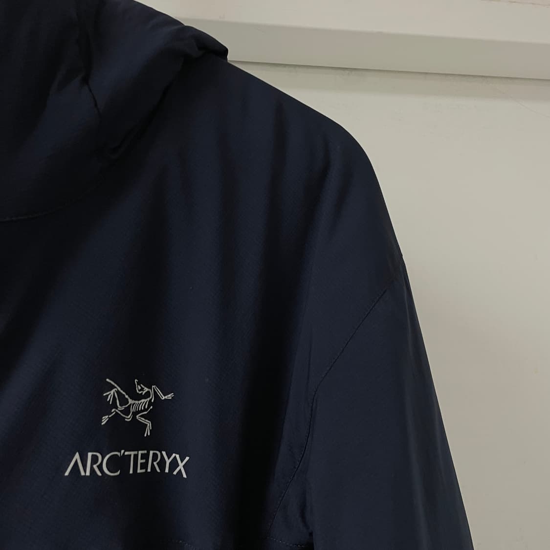 아크테릭스 아톰 네이비 자켓 L 상품이미지4