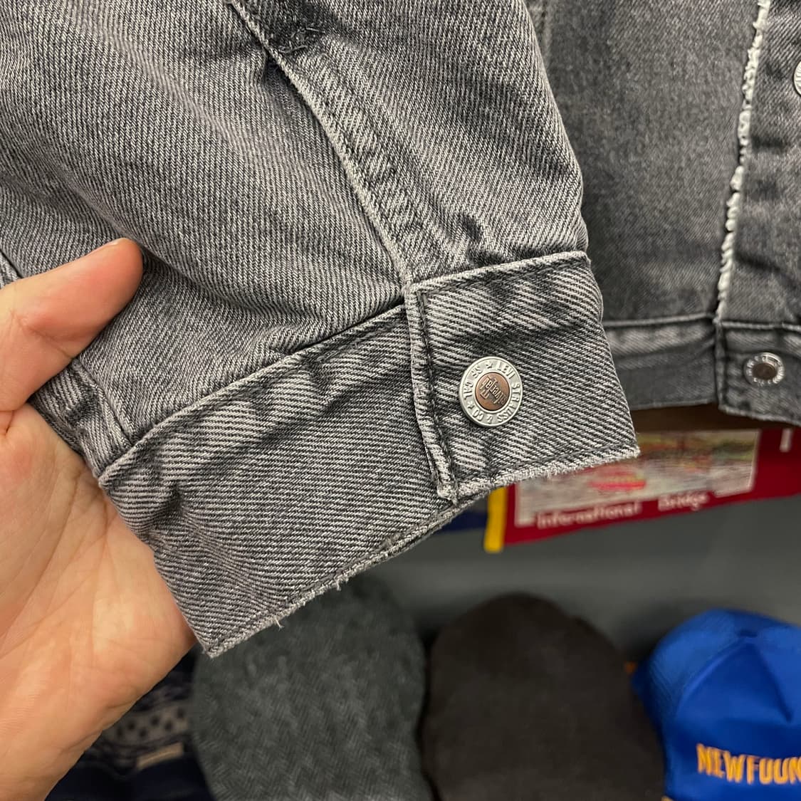 리바이스 실버탭 흑청 쉐르파 데님 트러커 자켓 상품이미지6