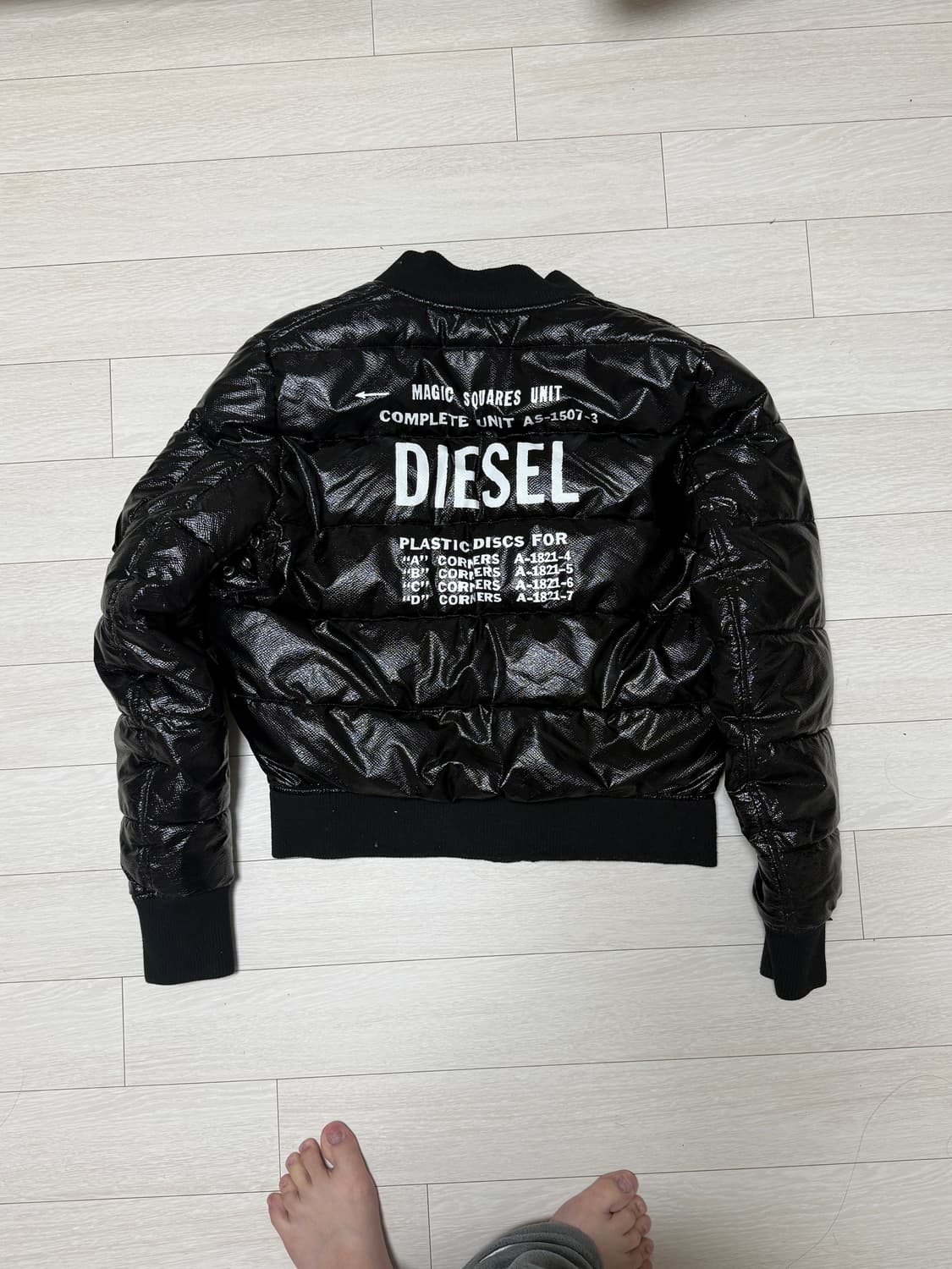 디젤 유광 패딩 xxs 상품이미지2