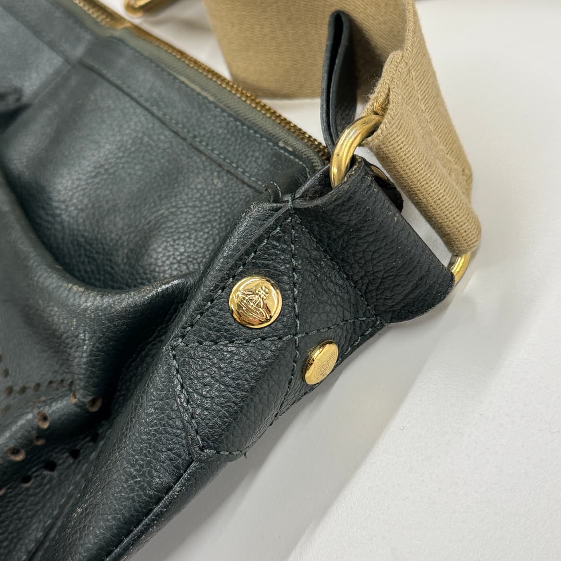 [국내매물없음] 비비안웨스트우드 크로스백 상품이미지2