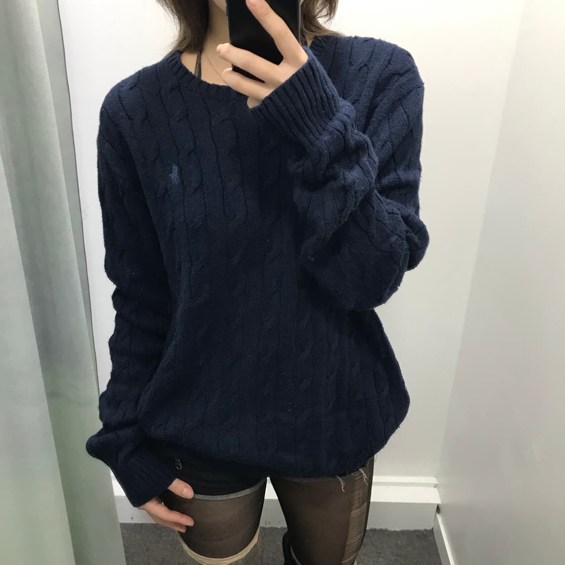 폴로 네이비 꽈베기 니트  상품이미지1