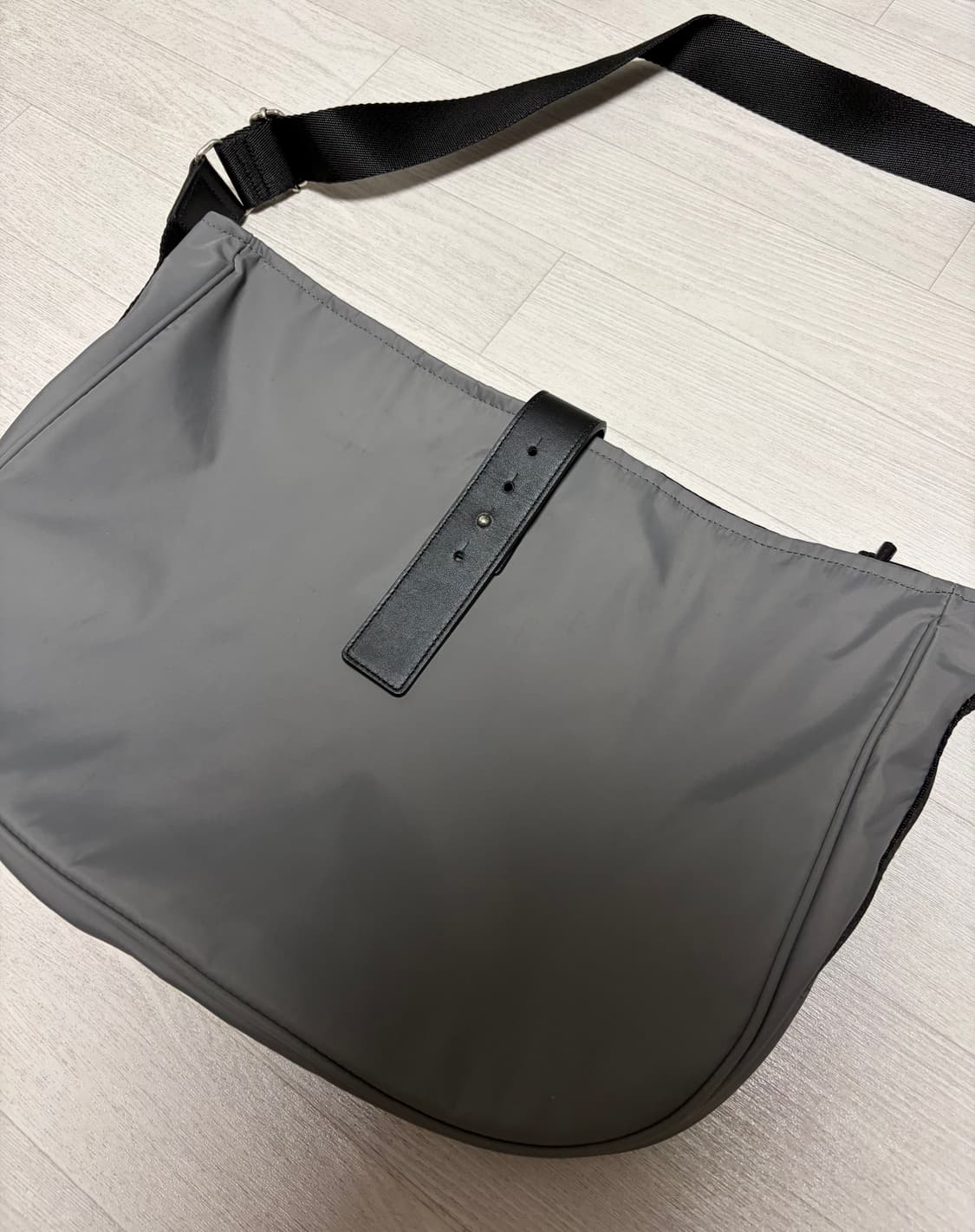 Wavy Bag High Density Nylon Grey 상품이미지1