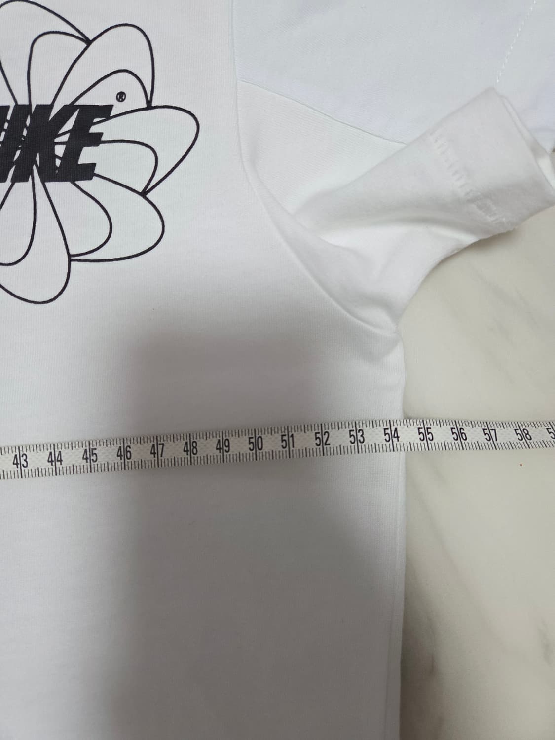 나이키 X 사카이 여성 하이브리드 반팔티 상품이미지6
