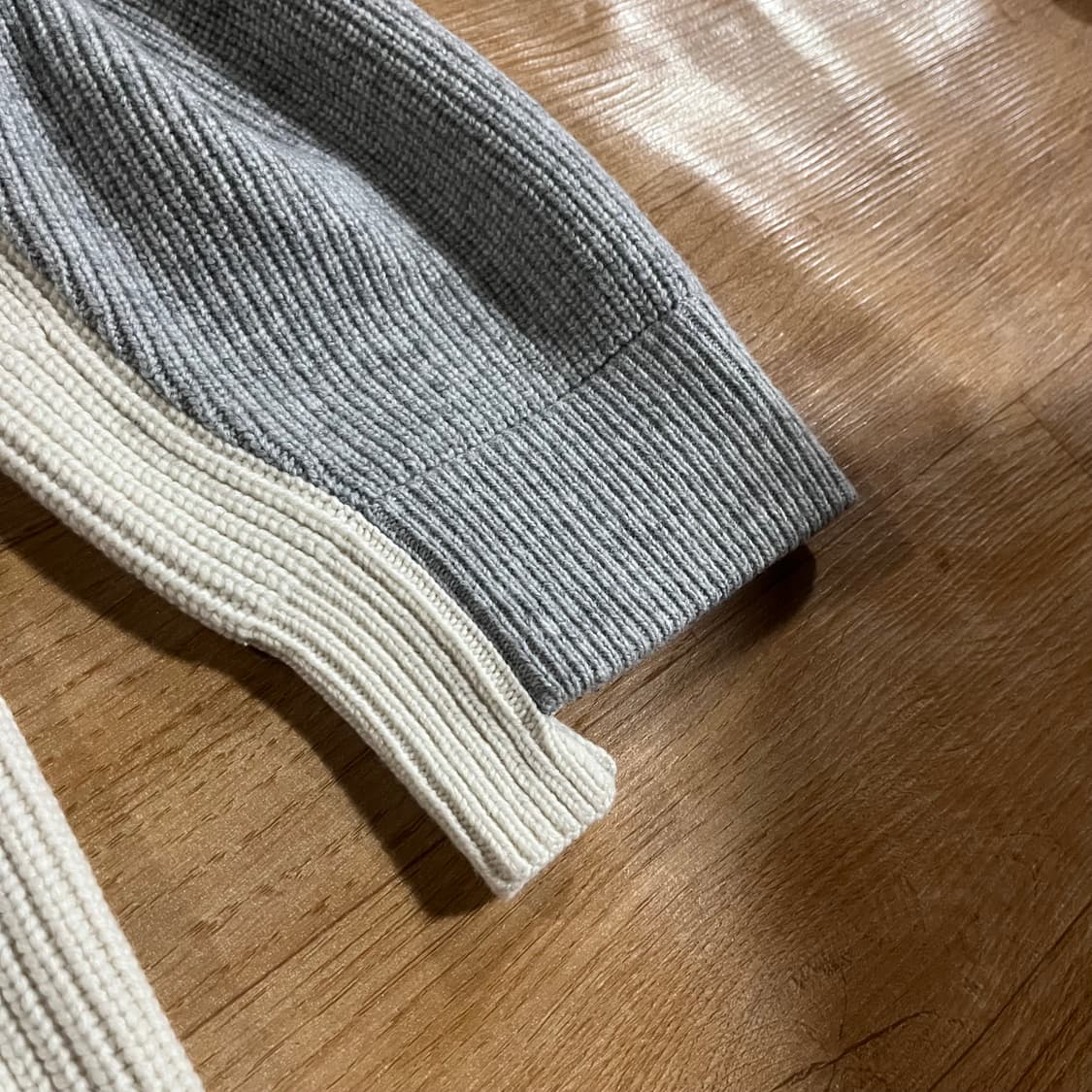 [110-115] 솔리드옴므 오버핏 니트 상품이미지4