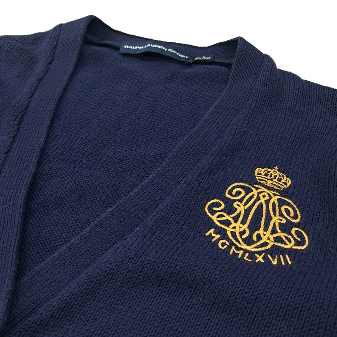 CL121 S 폴로 스포츠 MCMLXVII 골드 크레스트 자수 & 화이 상품이미지3