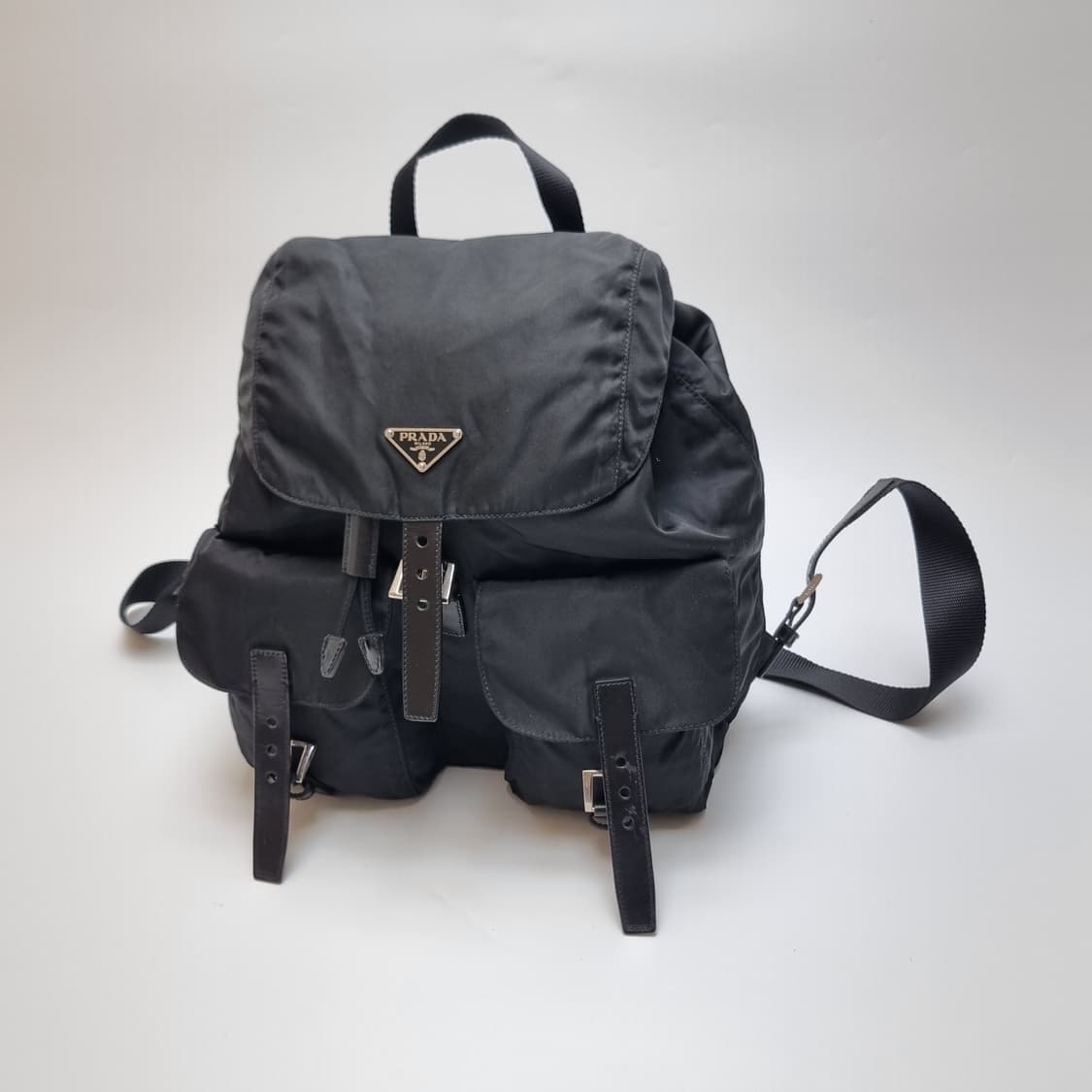 프라다 리나일론 백팩 미듐 남여공용 (신형 BZ2811) 상품이미지2