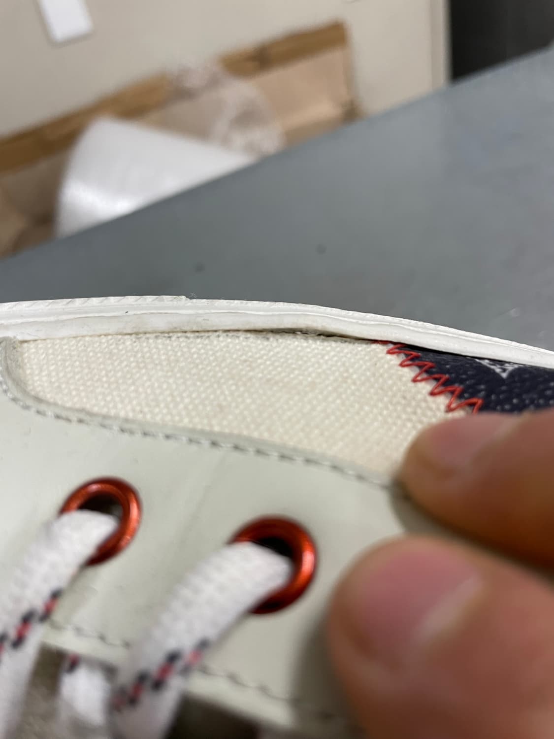 루이비통 로우탑 타투 스니커즈 9 상품이미지10