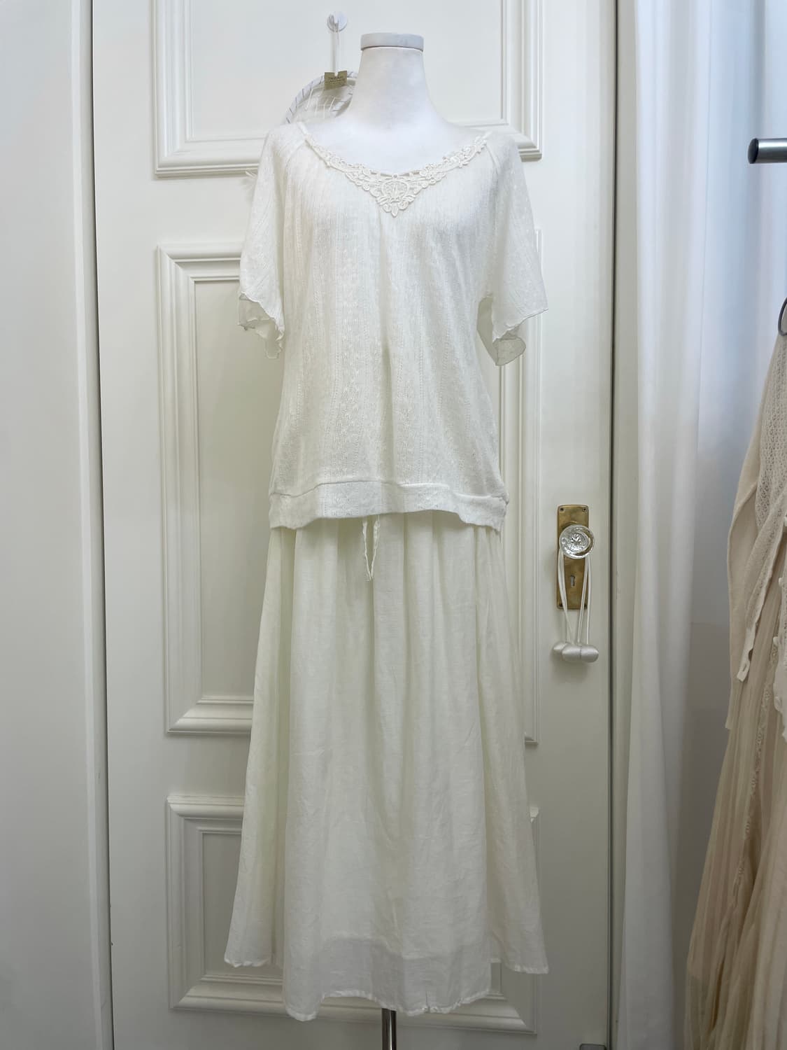 ivory lace point mori knit top(size-L) 상품이미지1