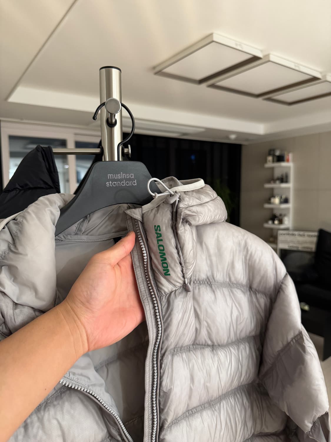 살로몬 UNI 크로스 인슐레이션 자켓 라이트 그레이 L사이즈 상품이미지4