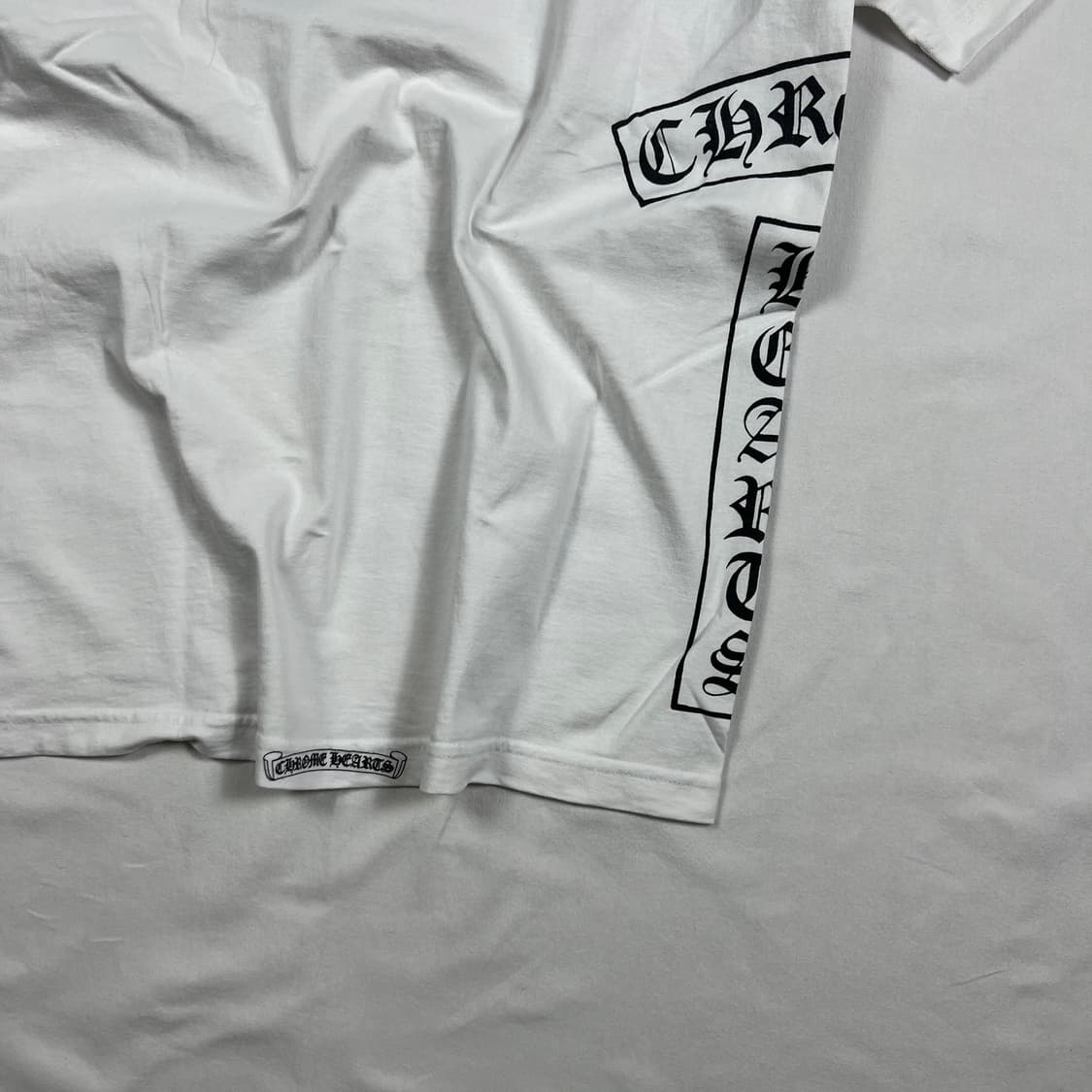 90‘s 크롬하츠 chrome hearts 포켓 로고 반팔티 상품이미지6