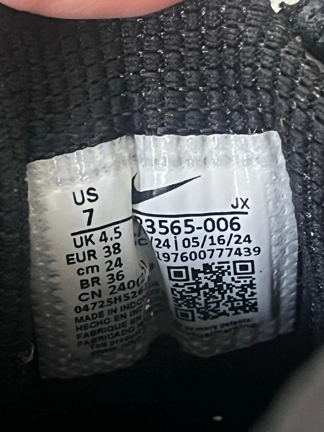 나이키 r4 블랙/블루 240 상품이미지5