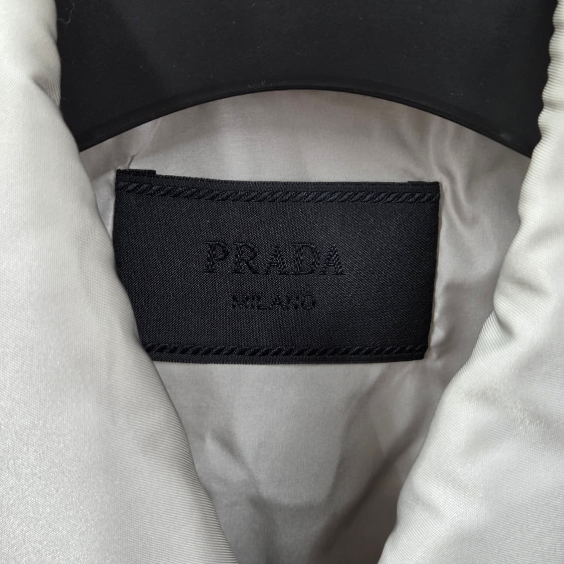 프라다 나일론 자캣 48 상품이미지3