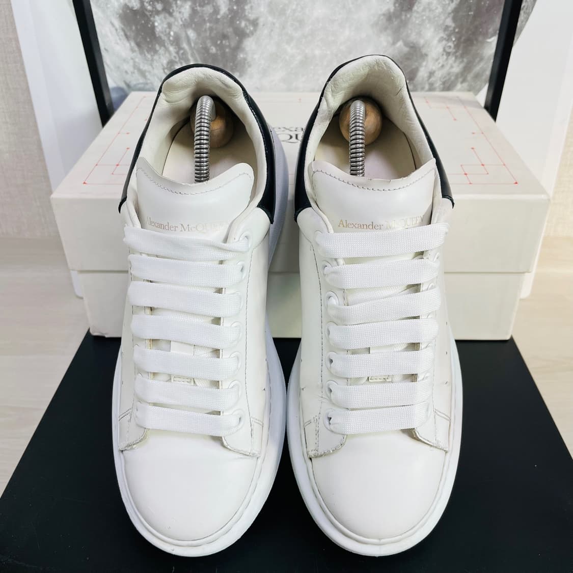 정품 40.5) 알렉산더 맥퀸 오버솔 스니커즈  상품이미지3