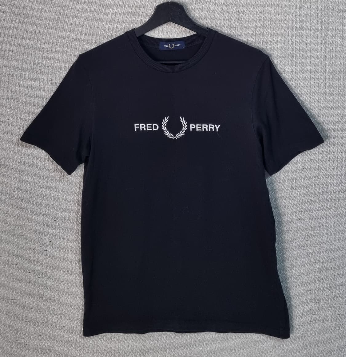 S ) 프레드페리 블랙 반팔티 상품이미지1