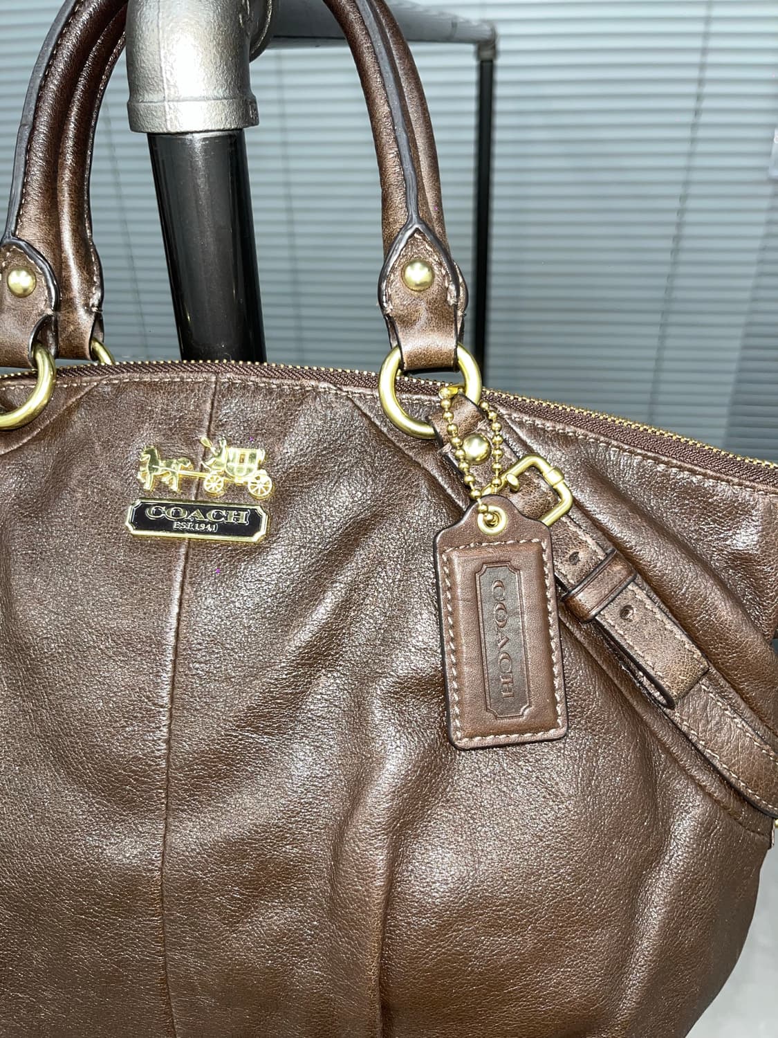Coach Brown Shoulder Bag 상품이미지3