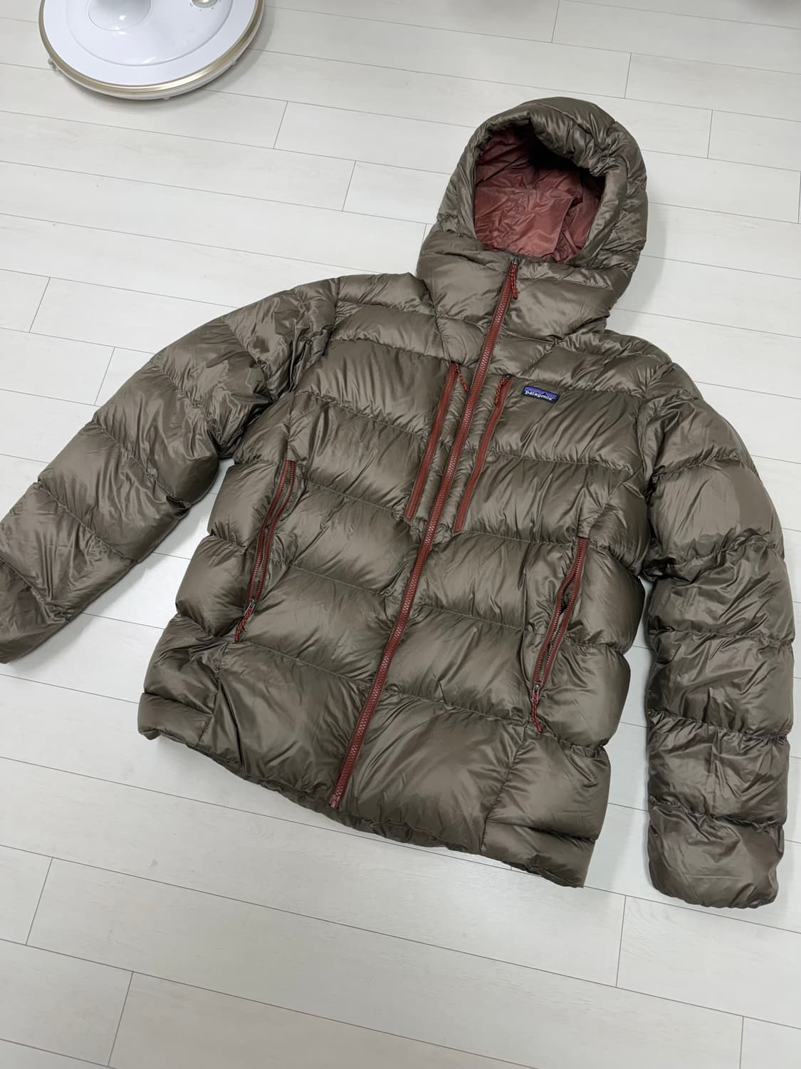 25fw 파타고니아 피츠로이 L 사이즈  1회착 후 보관  사진찍고 절대 상품이미지1