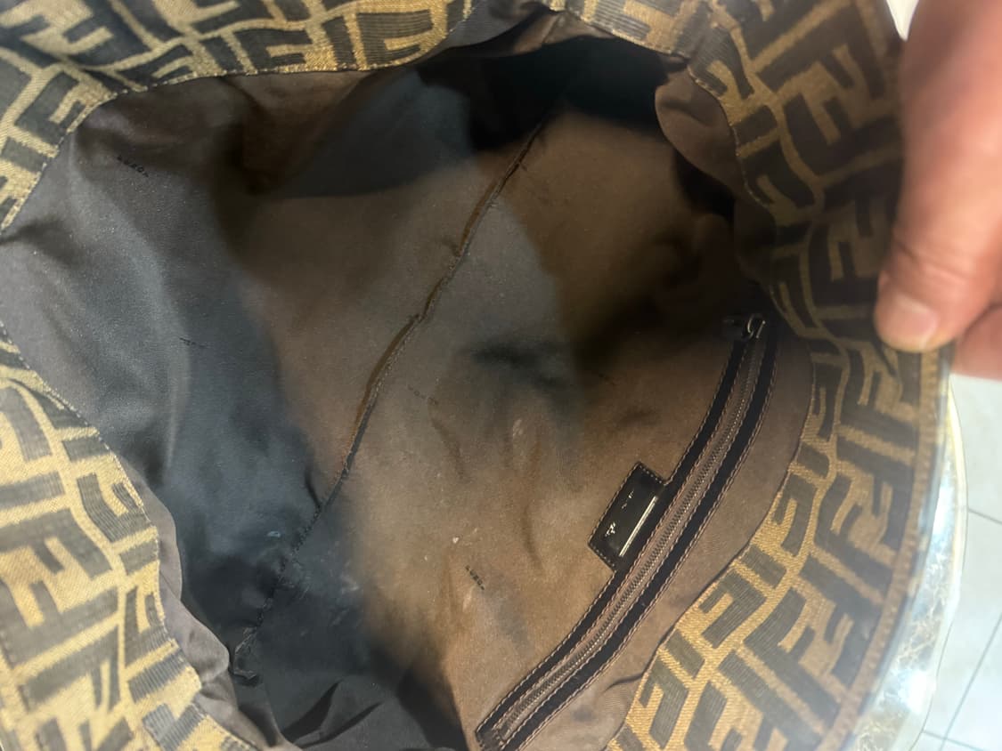 정품 펜디 주카 숄더백 팝니다 상품이미지7