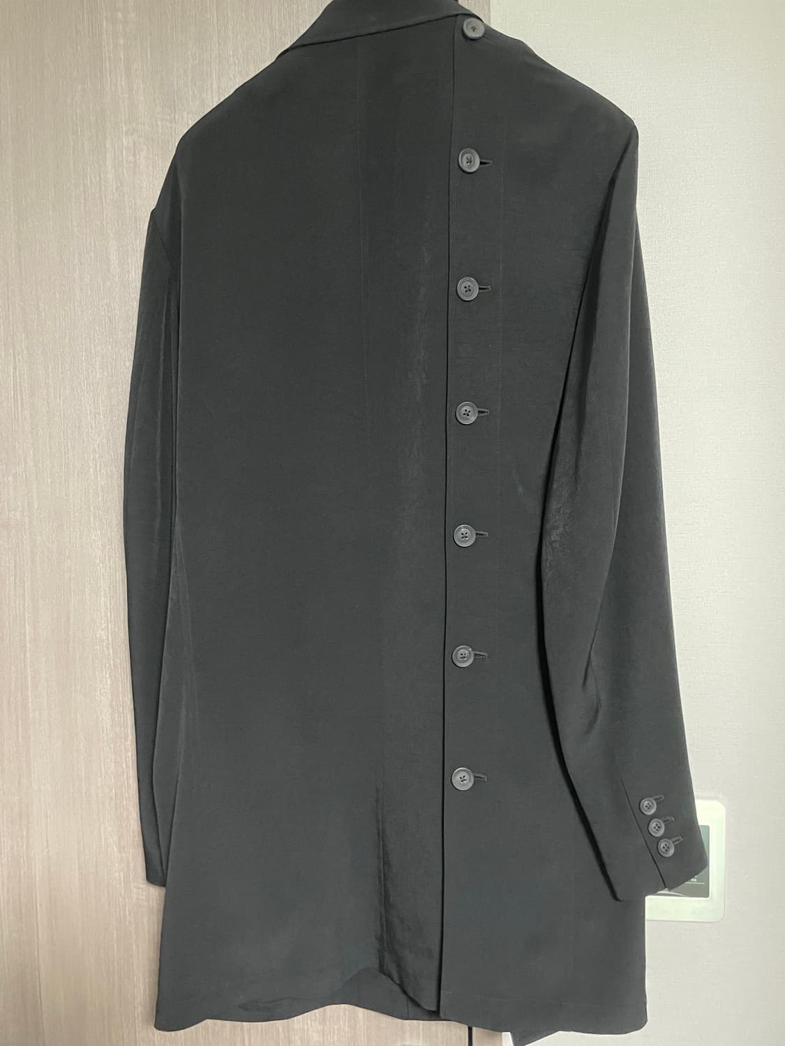 요지 야마모토 어시메트릭 단추 블랙 자켓 상품이미지3