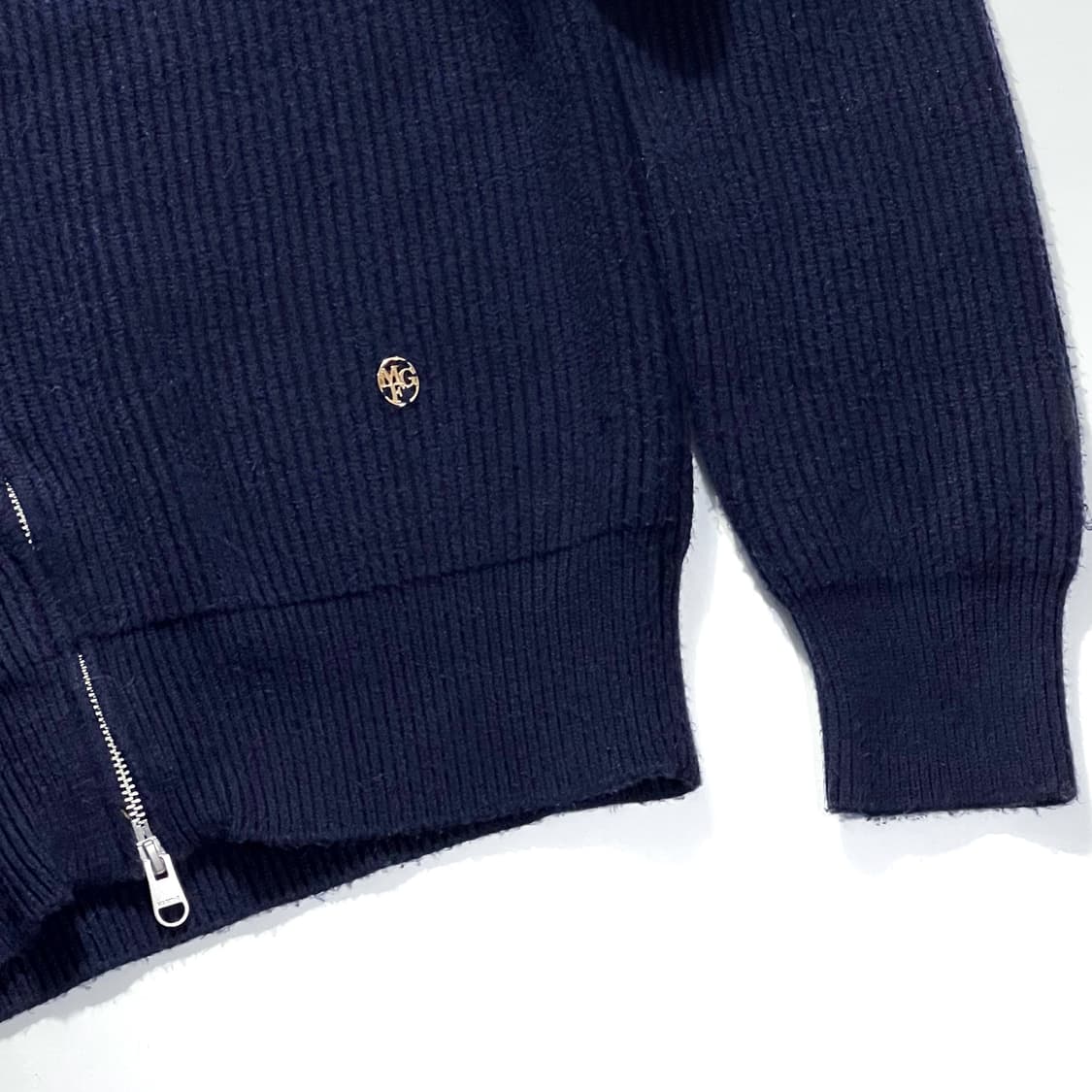 마리떼프랑소와저버 네이비 크롭 니트집업 상품이미지2