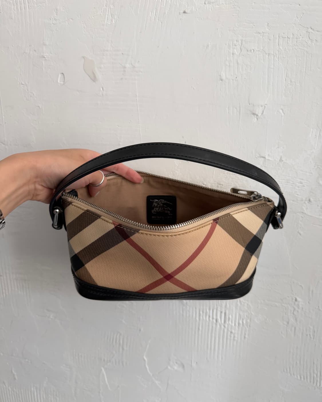 Burberry 버버리 노바체크 핸드백 상품이미지4