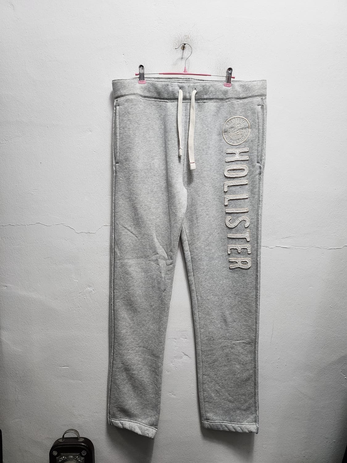 홀리스터 스펠아웃 기모 스웻팬츠  상품이미지1