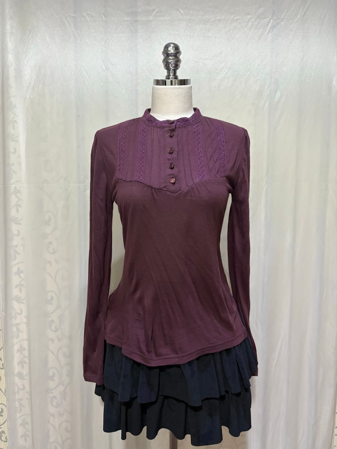 버건디 고딕 긴팔티셔츠 상품이미지1